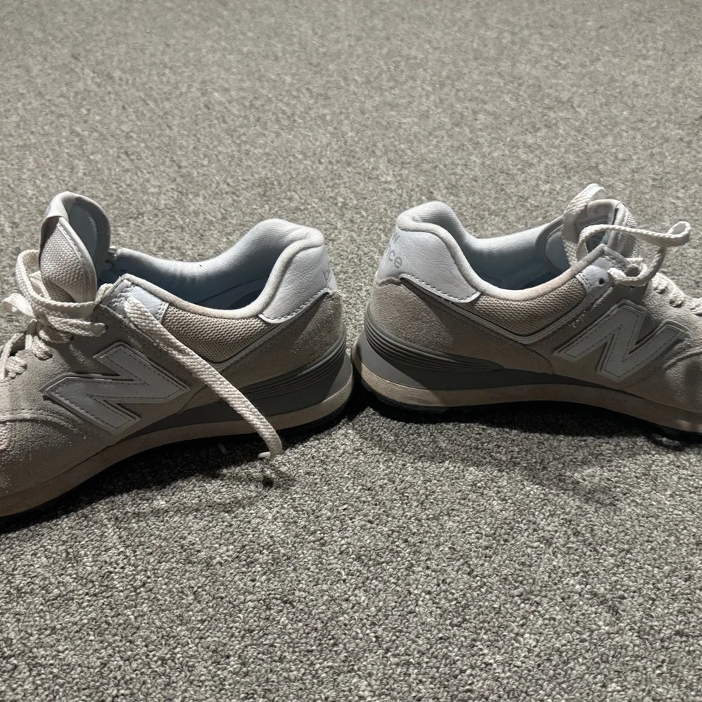 New Balance 574 Gray Sneakers - Picture 2 of 4